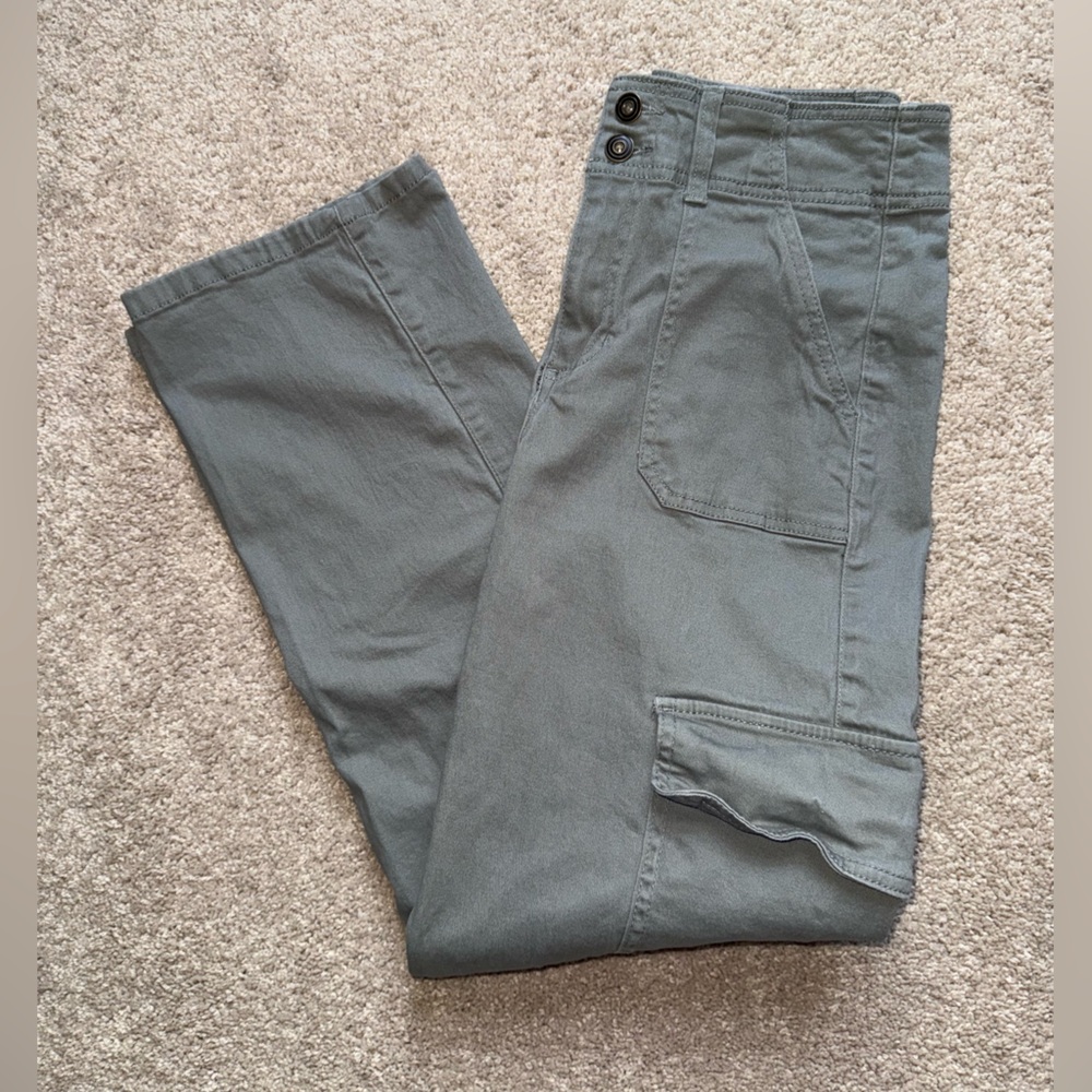 Altar’d State Cargo Pants!